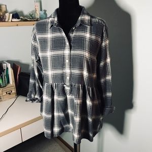 American Eagle Plaid Flannel Button Down